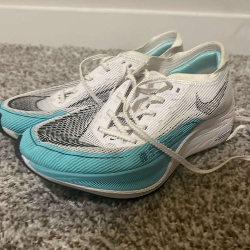 Nike Vaporfly women’s Sz 6